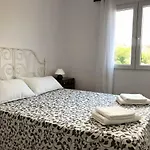 Descalzos Apartment - Old Town